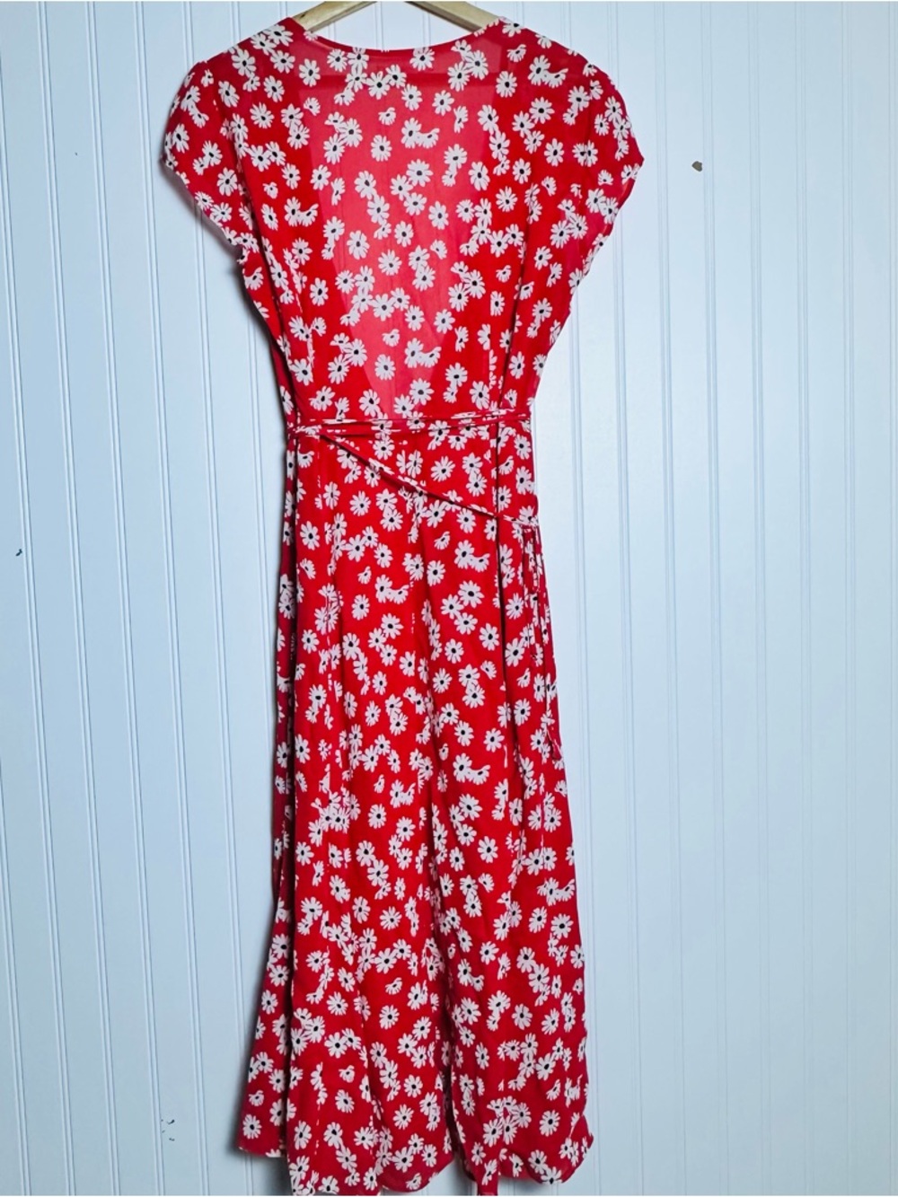 Reformation Red Oopsie Daisy Floral Carina Georgette Wrap Midi Dress Size L - Picture 12 of 13